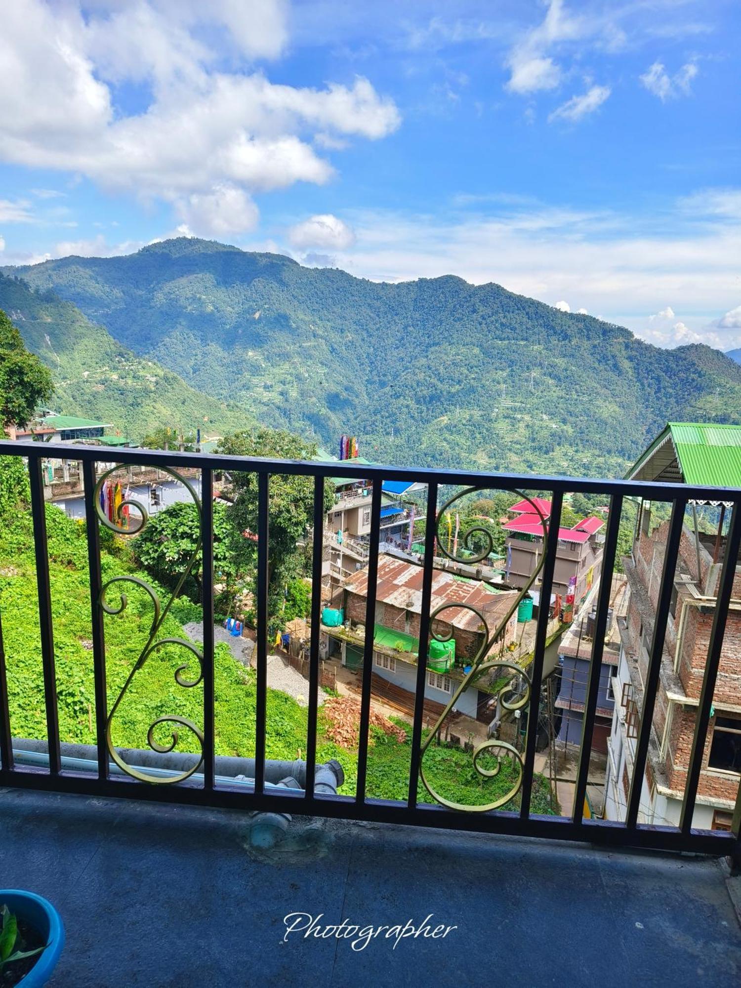 Sharthi Homestay And Lodging Namchi 外观 照片